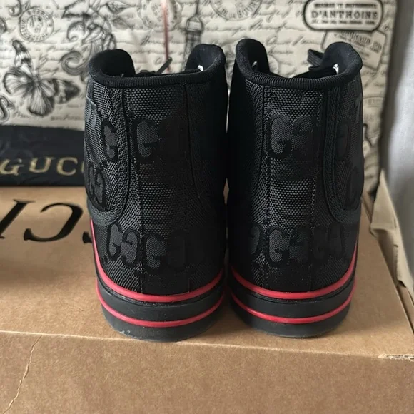 GUCCI Off The Grid high top sneaker. Gucci size 7 and runs big, fits like and 8 - Picture 3 of 5
